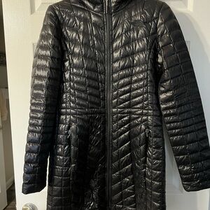 The North Face Women's THERMOBALL™ Hooded
Parka